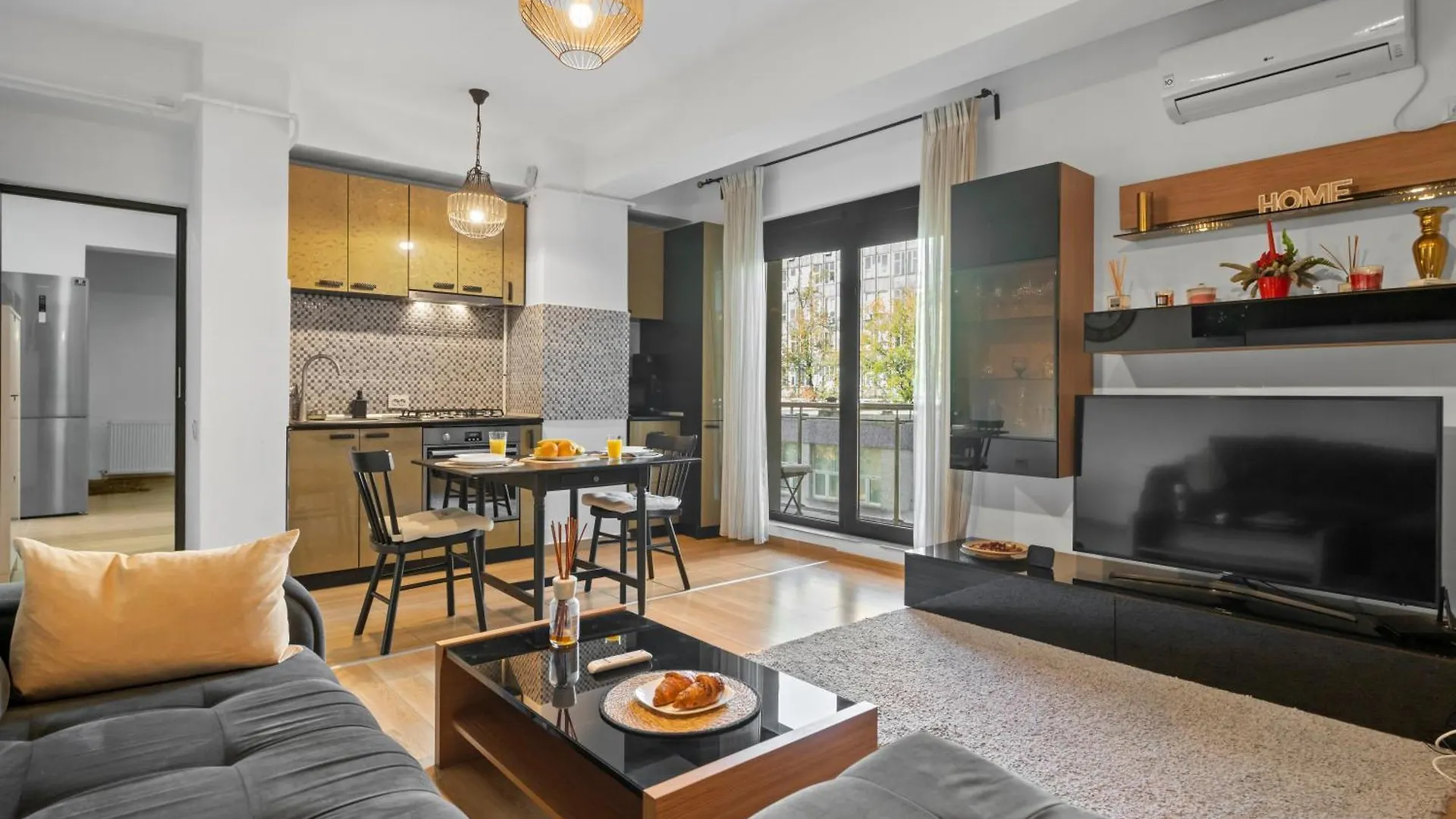 Elegant & Newly Renovated Gem Apartment Bucharest Romania