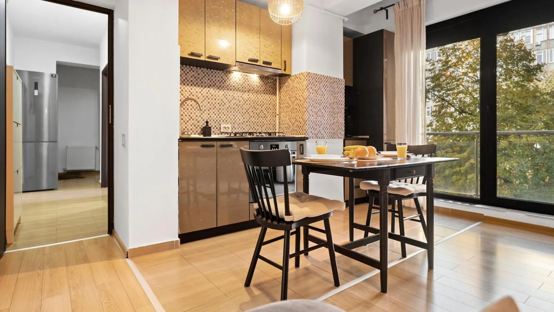 Elegant & Newly Renovated Gem Apartment Bucharest