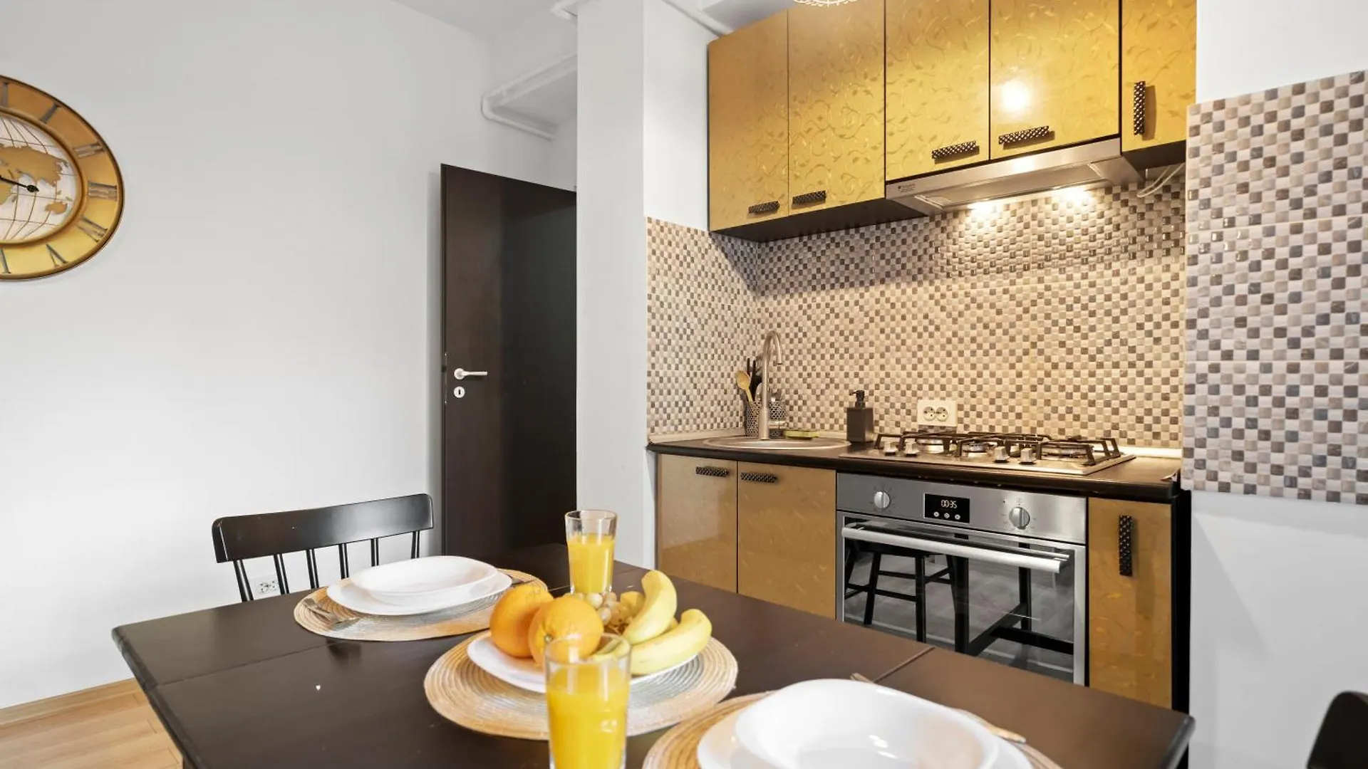 Elegant & Newly Renovated Gem Apartment Bucharest Romania